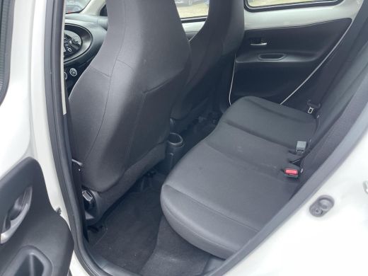 Toyota Aygo X 1.0 VVT-i MT Play ActivLease financial lease