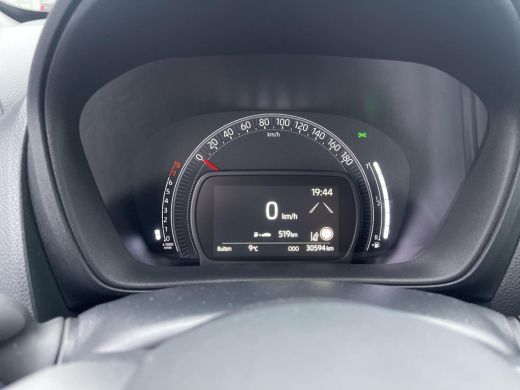 Toyota Aygo X 1.0 VVT-i MT Play ActivLease financial lease
