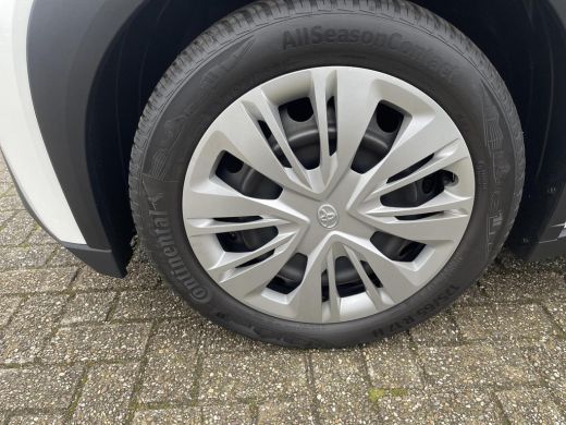 Toyota Aygo X 1.0 VVT-i MT Play ActivLease financial lease