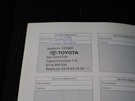 Toyota Hilux 2.4 D-4D-F 150 PK 4X4 XTRA CAB COOL COMFORT + 3200 KG TREKHAAK / NAVIGATIE / DEALER ONDERHOUDEN ActivLease financial lease