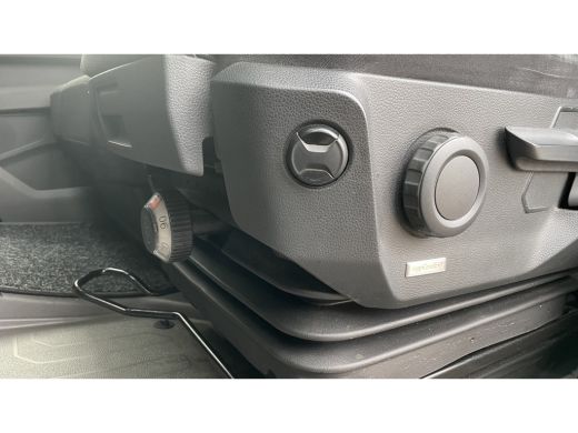 Volkswagen Crafter | 177 PK | Automaat | Full LED | NAVI | Schuifdeur L+R | Camera | 17'' LM ActivLease financial lease