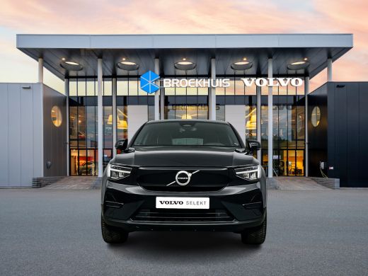 Volvo  C40 Single Motor Extended Range Plus | Panoramadak | Trekhaak | Adaptieve cruise | BLIS | Stoel/stuur... ActivLease financial lease