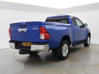 Toyota Hilux 2.4 D-4D-F 150 PK 4X4 XTRA CAB COOL COMFORT + 3200 KG TREKHAAK / NAVIGATIE / DEALER ONDERHOUDEN
