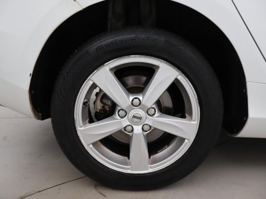 Volvo  V40 2.0 D2 120 PK EURO 6 + NAVIGATIE Volvo V40 2.0 D2 + NAVIGATIE | DIGITALE COCKPIT | CRUISE CONTROL ActivLease financial lease