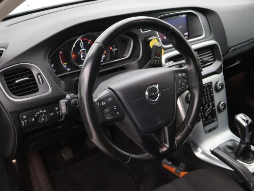 Volvo  V40 2.0 D2 120 PK EURO 6 + NAVIGATIE Volvo V40 2.0 D2 + NAVIGATIE | DIGITALE COCKPIT | CRUISE CONTROL ActivLease financial lease