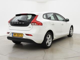 Volvo  V40 2.0 D2 120 PK EURO 6 + NAVIGATIE Volvo V40 2.0 D2 + NAVIGATIE | DIGITALE COCKPIT | CRUISE CONTROL