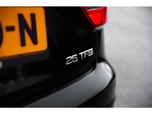 Audi A1 Sportback 25 TFSI 95pk Pro Line ActivLease financial lease