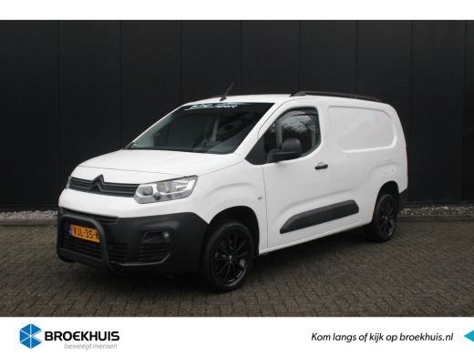 Citroën Berlingo 1.5 BlueHDI Club XL | Trekhaak | Parkeercamera | LM-velgen | Schuif-deur | Parkeersensoren voor &... Citroën Berlingo 1.5 BlueHDI Club XL | Trekhaak | Parkeercamera | LM-velgen | Schuif-deur | Parkeersensoren voor &...