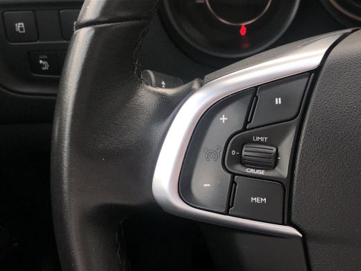 Citroën C4 Citroën 1.2 PureTech Feel Edition | Airco (automatisch) | Apple Carplay/Android Auto | Cruise con... ActivLease financial lease