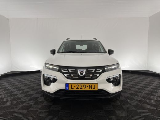 Dacia Spring Business 27 kWh Pack-Techno (INCL-BTW) Aut. *NAVI-FULLMAP | FULL-LEATHER | COMFORT-SEATS | CAMERA... ActivLease financial lease