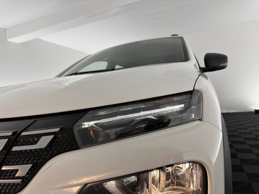 Dacia Spring Business 27 kWh Pack-Techno (INCL-BTW) Aut. *NAVI-FULLMAP | FULL-LEATHER | COMFORT-SEATS | CAMERA... ActivLease financial lease