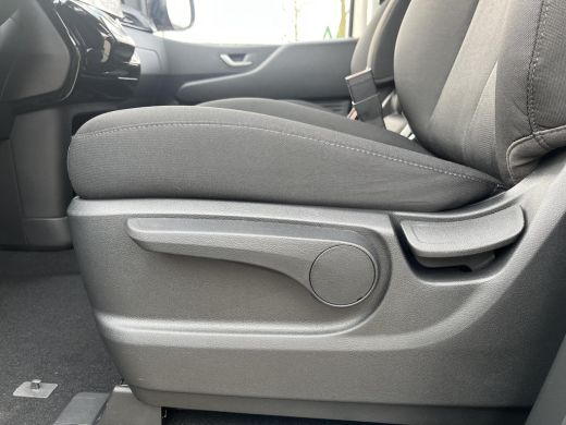 Hyundai Staria 1.6 T-GDI HEV | Uit voorraad leverbaar! | Ruimte voor 3 Euro pallets | ActivLease financial lease