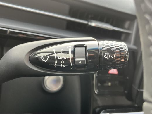 Hyundai Staria 1.6 T-GDI HEV | Uit voorraad leverbaar! | Ruimte voor 3 Euro pallets | ActivLease financial lease