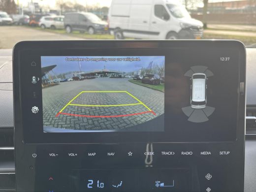 Hyundai Staria 1.6 T-GDI HEV | Uit voorraad leverbaar! | Ruimte voor 3 Euro pallets | ActivLease financial lease