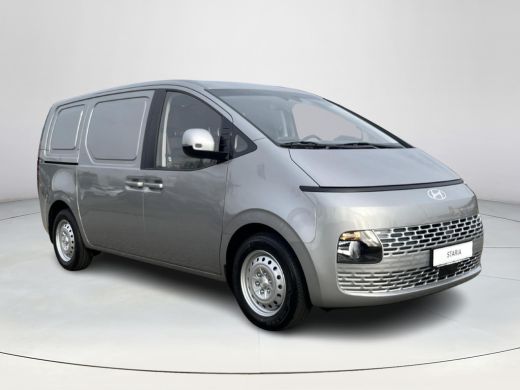 Hyundai Staria 1.6 T-GDI HEV | Uit voorraad leverbaar! | Ruimte voor 3 Euro pallets | ActivLease financial lease