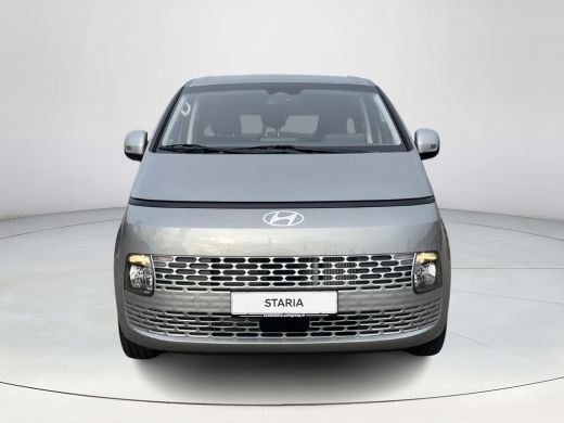 Hyundai Staria 1.6 T-GDI HEV | Uit voorraad leverbaar! | Ruimte voor 3 Euro pallets | ActivLease financial lease