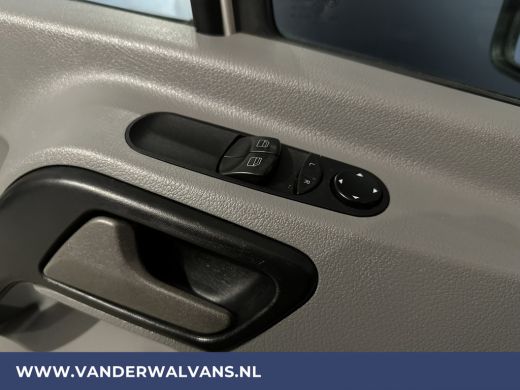 Mercedes Sprinter 316 CDI 164pk L2H2 Euro6 Airco | 2800kg trekhaak | Cruisecontrol | Parkeersensoren zijdeur ActivLease financial lease