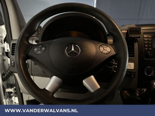 Mercedes Sprinter 316 CDI 164pk L2H2 Euro6 Airco | 2800kg trekhaak | Cruisecontrol | Parkeersensoren zijdeur ActivLease financial lease