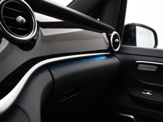 Mercedes V-Klasse 250D EXTRA LANG AVANTGARDE DUBBEL CABINE + BURMESTER / 360 CAMERA / LEDER ActivLease financial lease