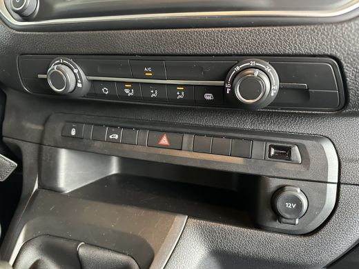 Peugeot Expert 1.5 BlueHDI 100 S&S L2 | 2 zitplaatsen rechtsvoor | Achteruitrijcamera | Achteruitrijcamera ActivLease financial lease