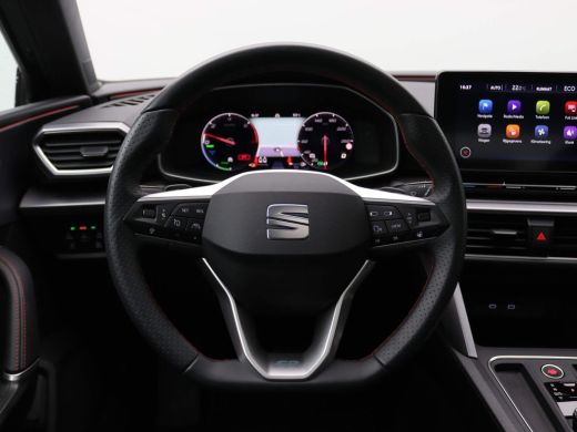 Seat Leon 1.4 TSI eHybrid PHEV FR 204PK DSG Led koplamp, achteruitrijcamera, stuurverwarming, keyless, schu... ActivLease financial lease