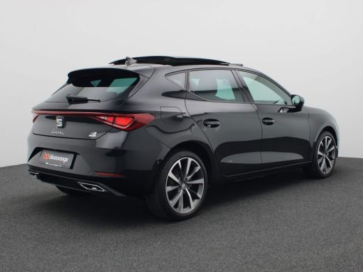 Seat Leon 1.4 TSI eHybrid PHEV FR 204PK DSG Led koplamp, achteruitrijcamera, stuurverwarming, keyless, schu... ActivLease financial lease