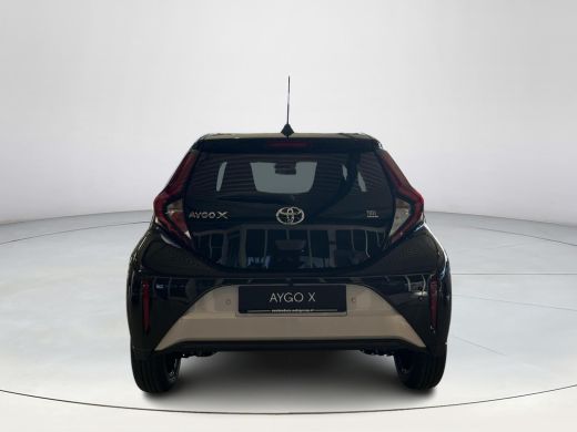 Toyota Aygo X 1.0 VVT-i MT JBL ActivLease financial lease