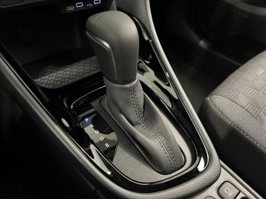 Toyota Yaris 1.5 Hybrid 115 First Edition **NIEUWE AUTO/ DIRECT LEVERBAAR** ActivLease financial lease