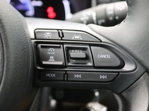 Toyota Yaris Cross 1.5 Hybrid Active 115PK Aut. Navi via Apple Carplay/Android Auto, Achteruitrijcamera, Adaptieve C... ActivLease financial lease