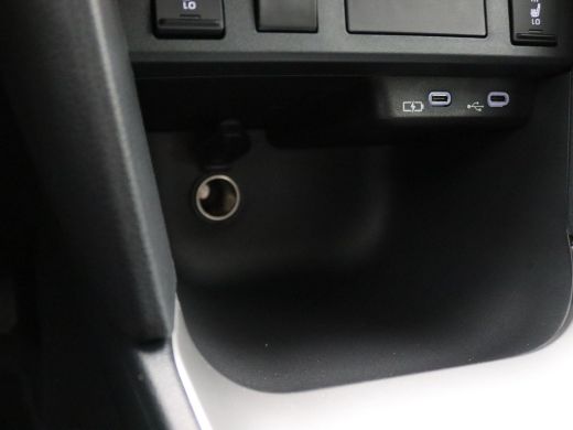 Toyota Yaris Cross 1.5 Hybrid Active 115PK Aut. Navi via Apple Carplay/Android Auto, Achteruitrijcamera, Adaptieve C... ActivLease financial lease