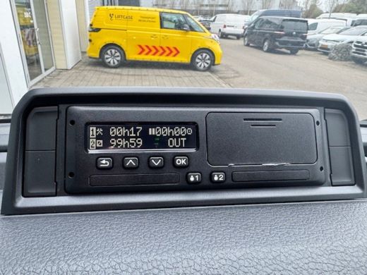 Volkswagen Crafter 50 (3.5t teruggekeurd) 2.0 TDI L4 DC Trendline 164PK hand | PDC | tachograaf | 7 zitplaatsen | tr... ActivLease financial lease