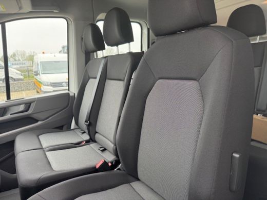 Volkswagen Crafter 50 (3.5t teruggekeurd) 2.0 TDI L4 DC Trendline 164PK hand | PDC | tachograaf | 7 zitplaatsen | tr... ActivLease financial lease