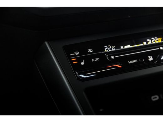 Volkswagen Polo Volkswagen R-Line Business Inclusief €2000,- inruilvoordeel + €1000,- korting | 'App-Connect' dra... ActivLease financial lease