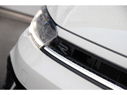 Volkswagen Polo Volkswagen R-Line Business Inclusief €2000,- inruilvoordeel + €1000,- korting | 'App-Connect' dra... ActivLease financial lease