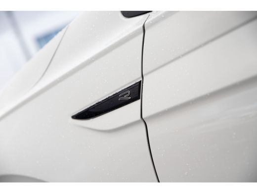 Volkswagen Polo Volkswagen R-Line Business Inclusief €2000,- inruilvoordeel + €1000,- korting | 'App-Connect' dra... ActivLease financial lease