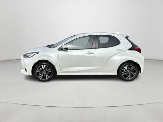 Toyota Yaris 1.5 Hybrid 115 First Edition **NIEUWE AUTO/ DIRECT LEVERBAAR**