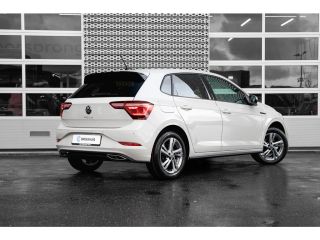 Volkswagen Polo Volkswagen R-Line Business Inclusief €2000,- inruilvoordeel + €1000,- korting | 'App-Connect' dra...