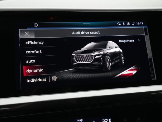 Audi Q4 e-tron 50 quattro S-Line edition 77 kWh 300pk Navigatie Camera Acc Stoelverwarming 20 ActivLease financial lease