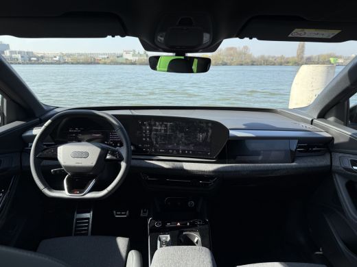 Audi Q6 e-tron S edition e-tron perf 225kW/306pk 100Kwh Hatchback Elektrische aandrijving ActivLease financial lease