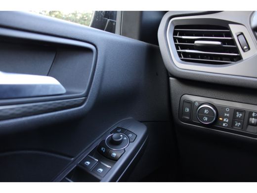 Ford Kuga 2.5 PHEV TITANIUM | PANODAK | EL. TREKHAAK | WINTERPACK | ADAPTIVE CRUISE | CAMERA | 18'' LMV | G... ActivLease financial lease