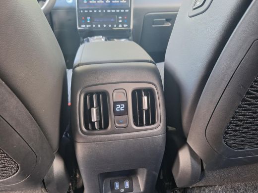 Hyundai Tucson 1.6 T-GDI PHEV Premium 4WD | Kop-Er-Af-Voordeel! | Trekhaak! | Full Options! | Rijklaarprijs! | F... ActivLease financial lease