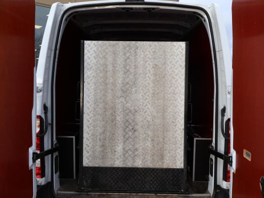 Renault Master T35 2.3 DCI 170 PK L3H2 | OPRIJPLAAT + LIER | LUCHTVERING | TREKHAAK | CAMERA | NAVIGATIE ActivLease financial lease