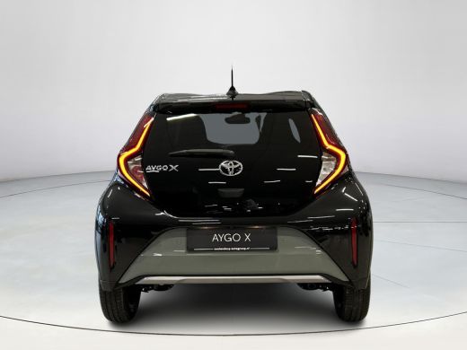 Toyota Aygo X 1.0 VVT-i MT Envy ActivLease financial lease