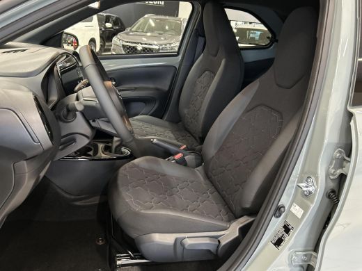 Toyota Aygo X 1.0 VVT-i MT Envy ActivLease financial lease
