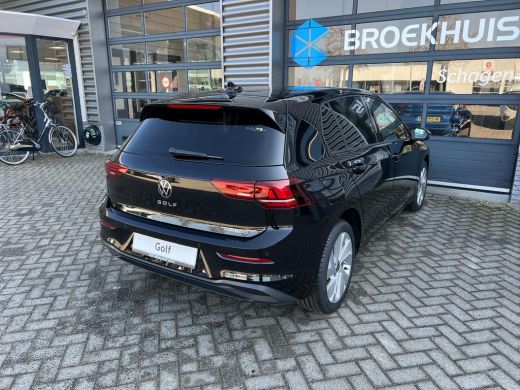 Volkswagen Golf Volkswagen Life Edition eHybrid | 'App-Connect' draadloze smartphone integratie | Achterbank in o... ActivLease financial lease