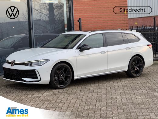 Volkswagen Passat Variant 1.5 eTSI 150pk DSG R-Line Edition | Panoramadak | Harman Kardon Audio Volkswagen Passat Variant 1.5 eTSI 150pk DSG R-Line Edition | Panoramadak | Harman Kardon Audio