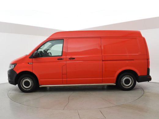 Volkswagen Transporter 2.0 TSI 150 PK BENZINE L2H2 + 2500 KG TREKHAAK | 2 SCHUIFDEUREN | NAVIGATIE | CAMERA ActivLease financial lease