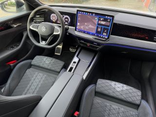Volkswagen Passat Variant 1.5 eTSI 150pk DSG R-Line Edition | Panoramadak | Harman Kardon Audio