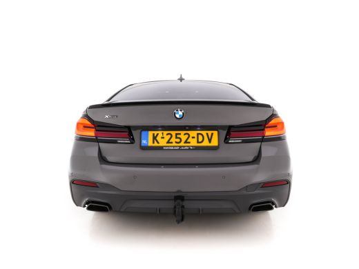 BMW 5 Serie 545e xDrive High Executive Edition M-Sportpack (INCL-BTW) Aut. *PANO | LASER-LED | HEAD-UP | ADAP... ActivLease financial lease