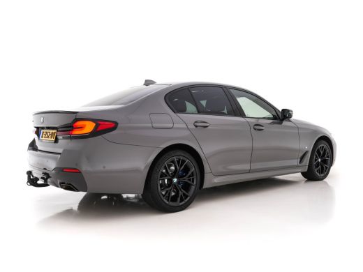 BMW 5 Serie 545e xDrive High Executive Edition M-Sportpack (INCL-BTW) Aut. *PANO | LASER-LED | HEAD-UP | ADAP... ActivLease financial lease